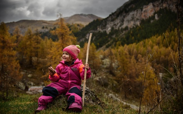 Naïs in the land of wolves