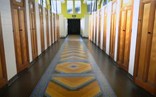 Une douche municipale