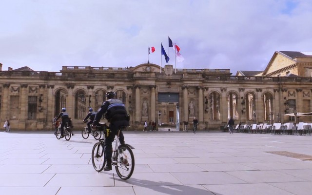Bordeaux, premiers pas d’un maire écolo