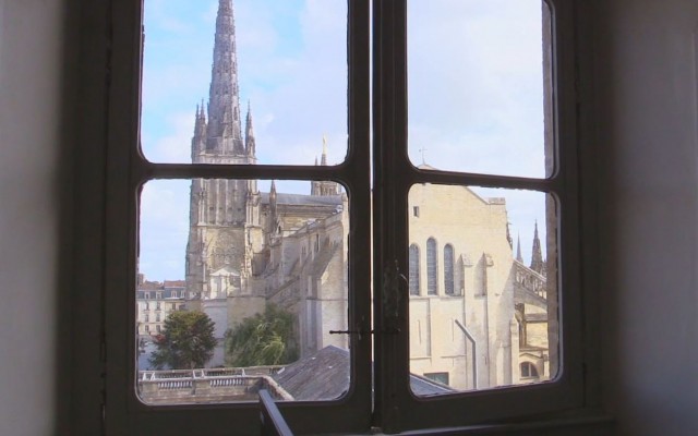 Bordeaux, premiers pas d’un maire écolo